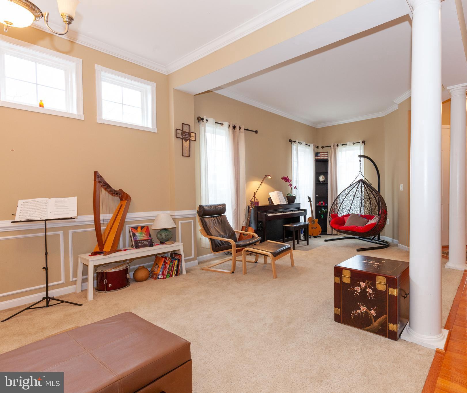 LAUREL HIGHLANDS - Residential Lease