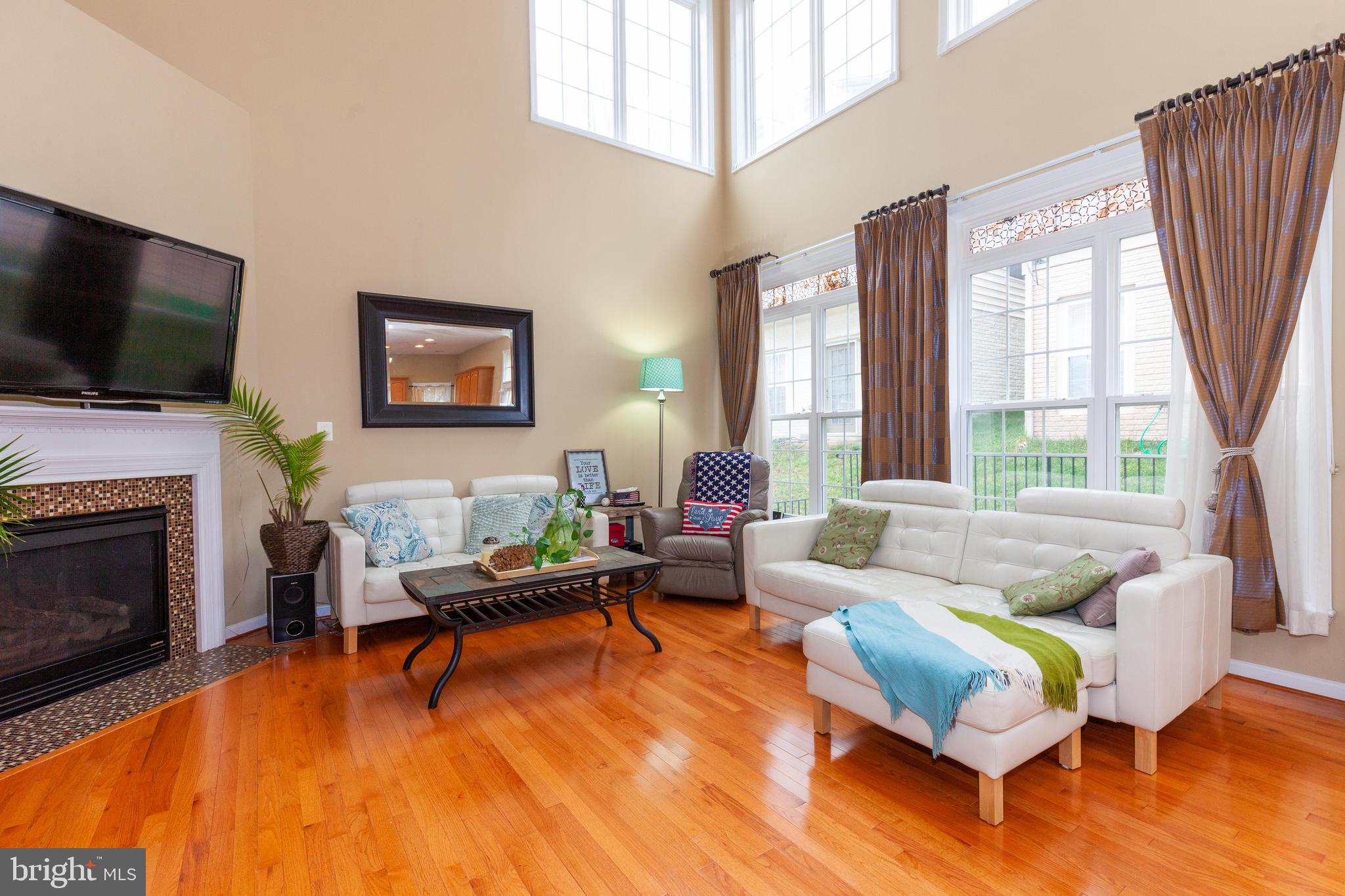 LAUREL HIGHLANDS - Residential Lease