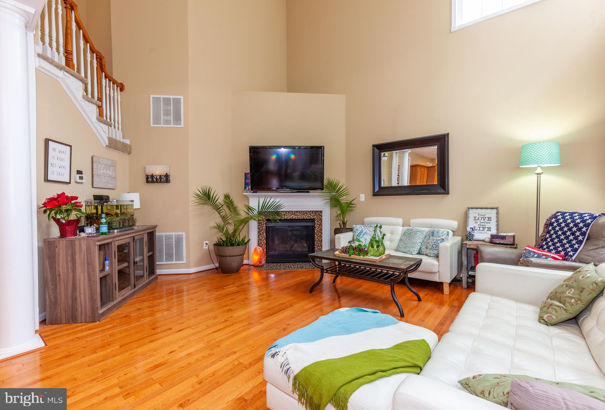 LAUREL HIGHLANDS - Residential Lease