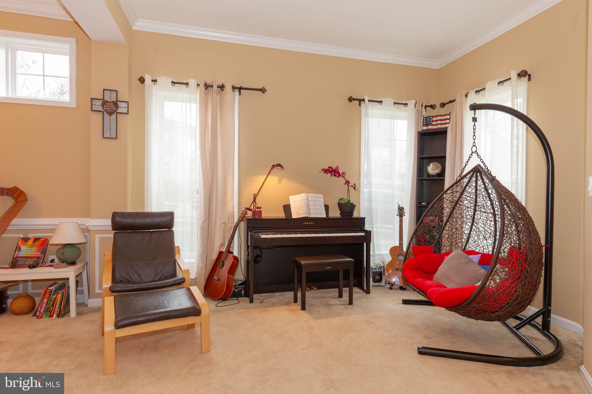 LAUREL HIGHLANDS - Residential Lease