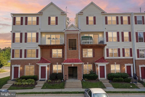 Condo For Rent - 2489 Quick Street #304<br/> HERNDON, VA 20171