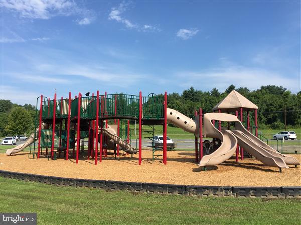 MEADOWRIDGE - Residential