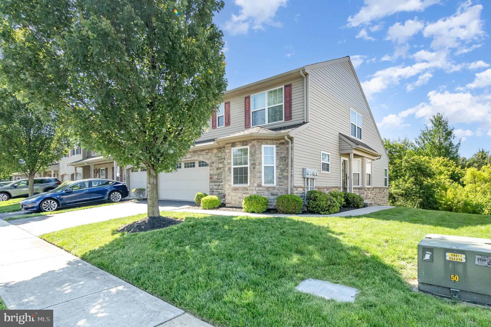 6121 SAWGRASS COURT