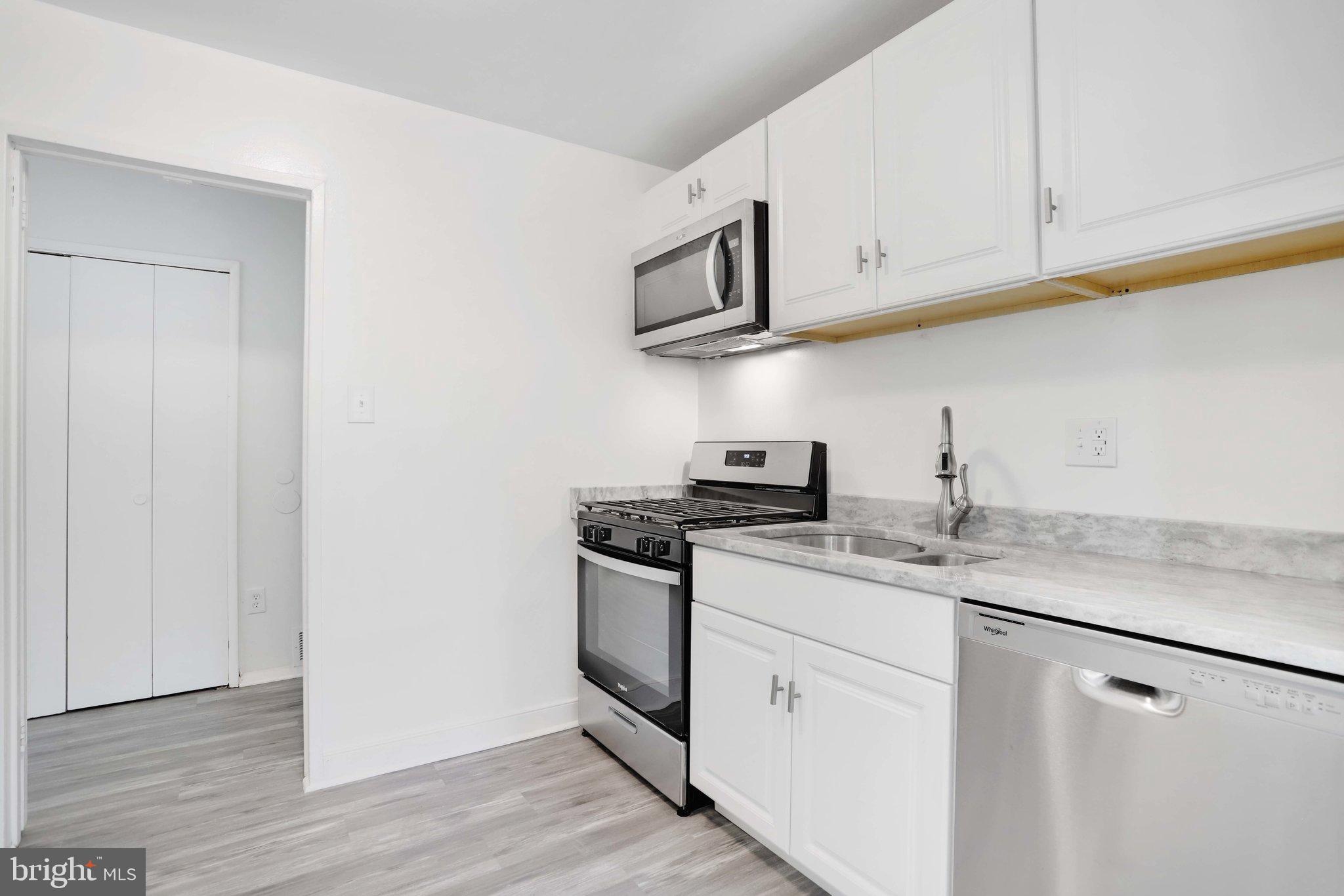 HOLLY HILL CONDOMINIUMS - Residential