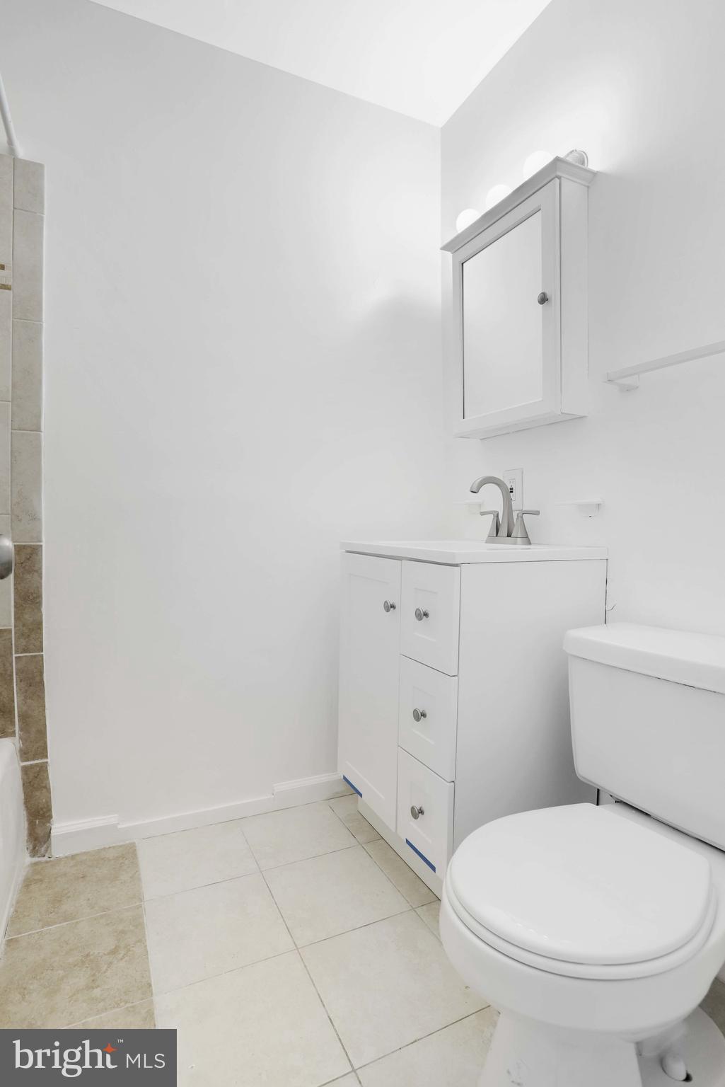 HOLLY HILL CONDOMINIUMS - Residential