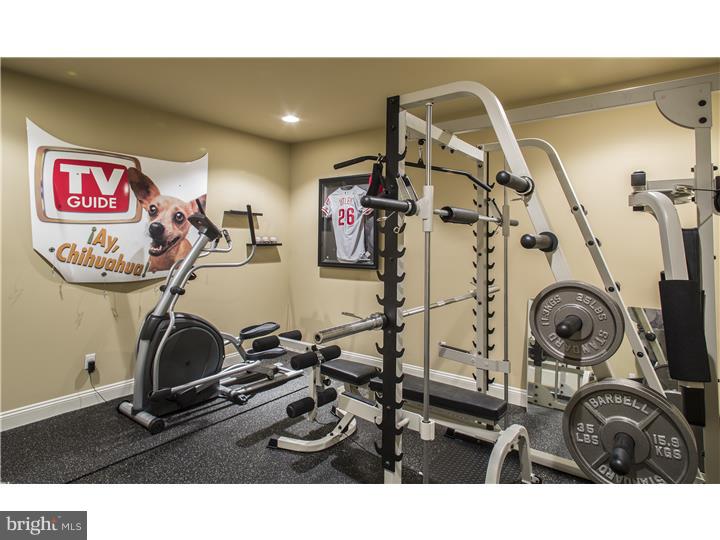 LEOPARD LAKES - Residential