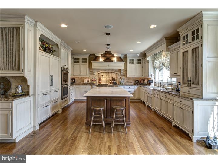 LEOPARD LAKES - Residential