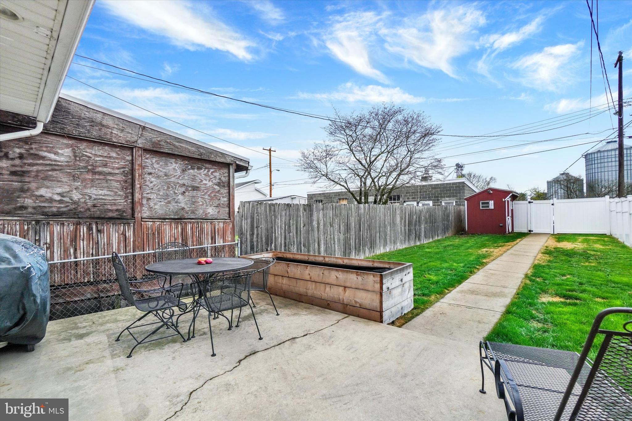 WEST YORK - Residential