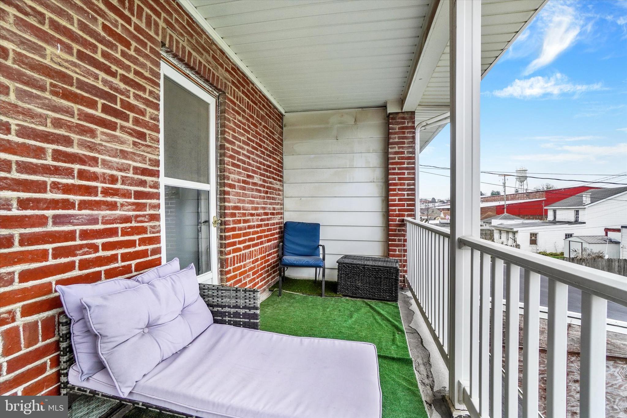 WEST YORK - Residential