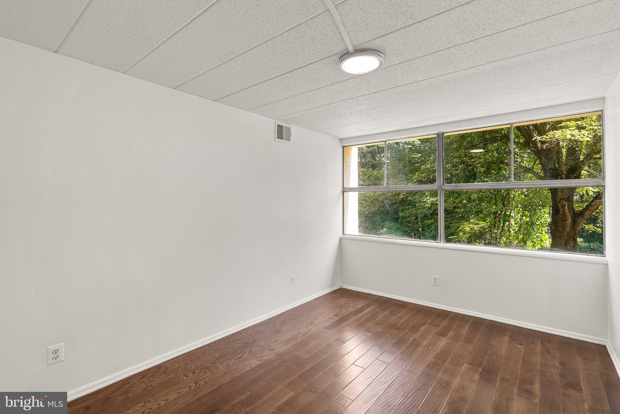 PRESIDENTIAL PARK - Residential