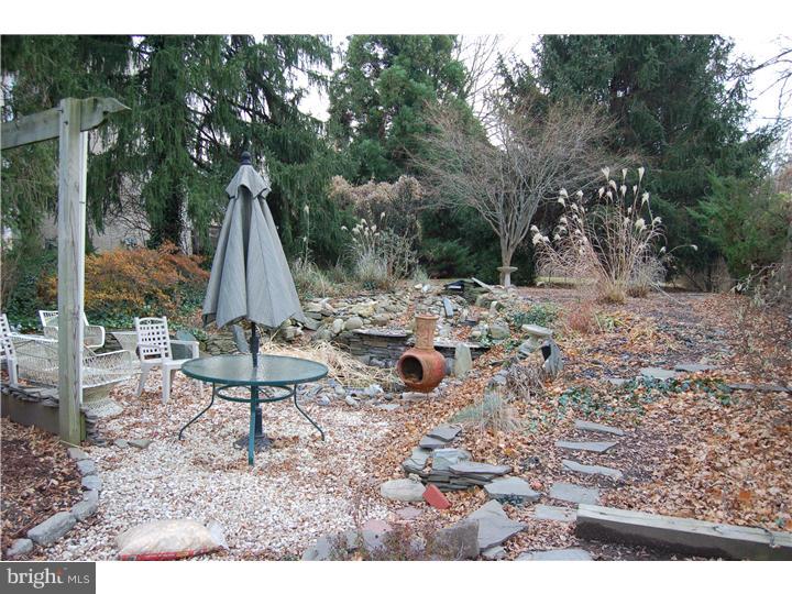 LAFAYETTE HILL - Residential