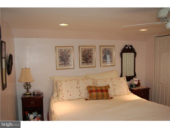 LAFAYETTE HILL - Residential