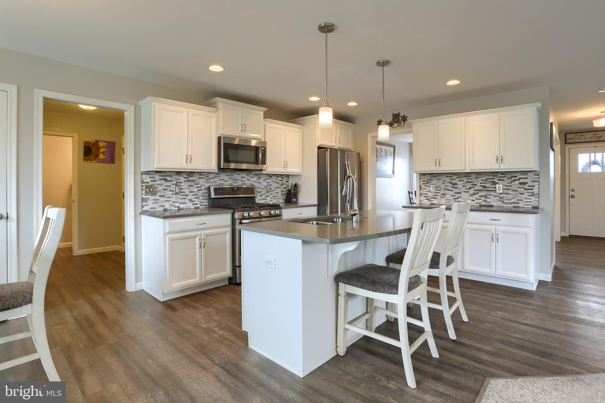 LONDON CROFT - Residential