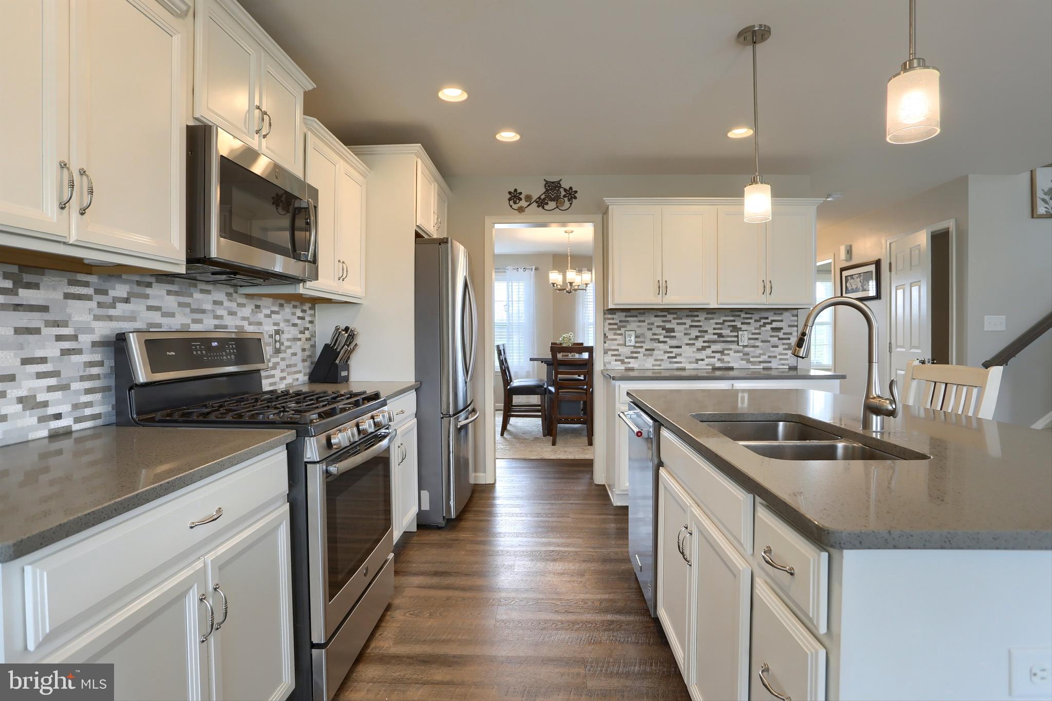 LONDON CROFT - Residential