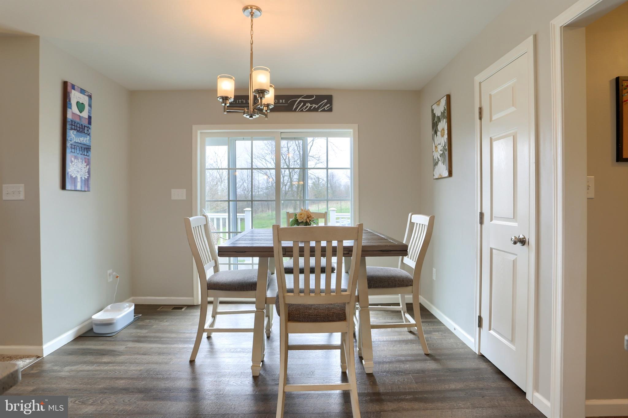 LONDON CROFT - Residential