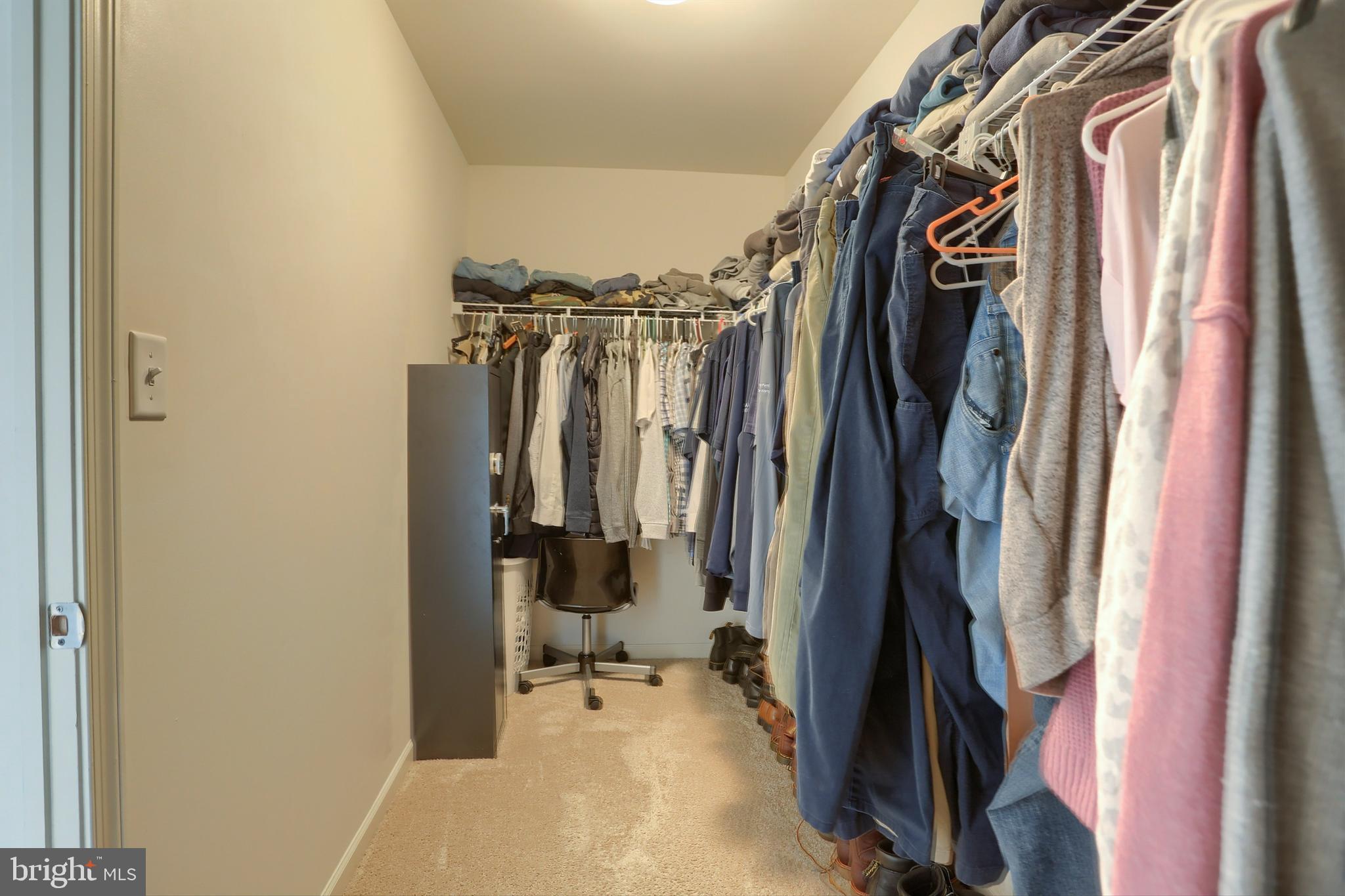 LONDON CROFT - Residential