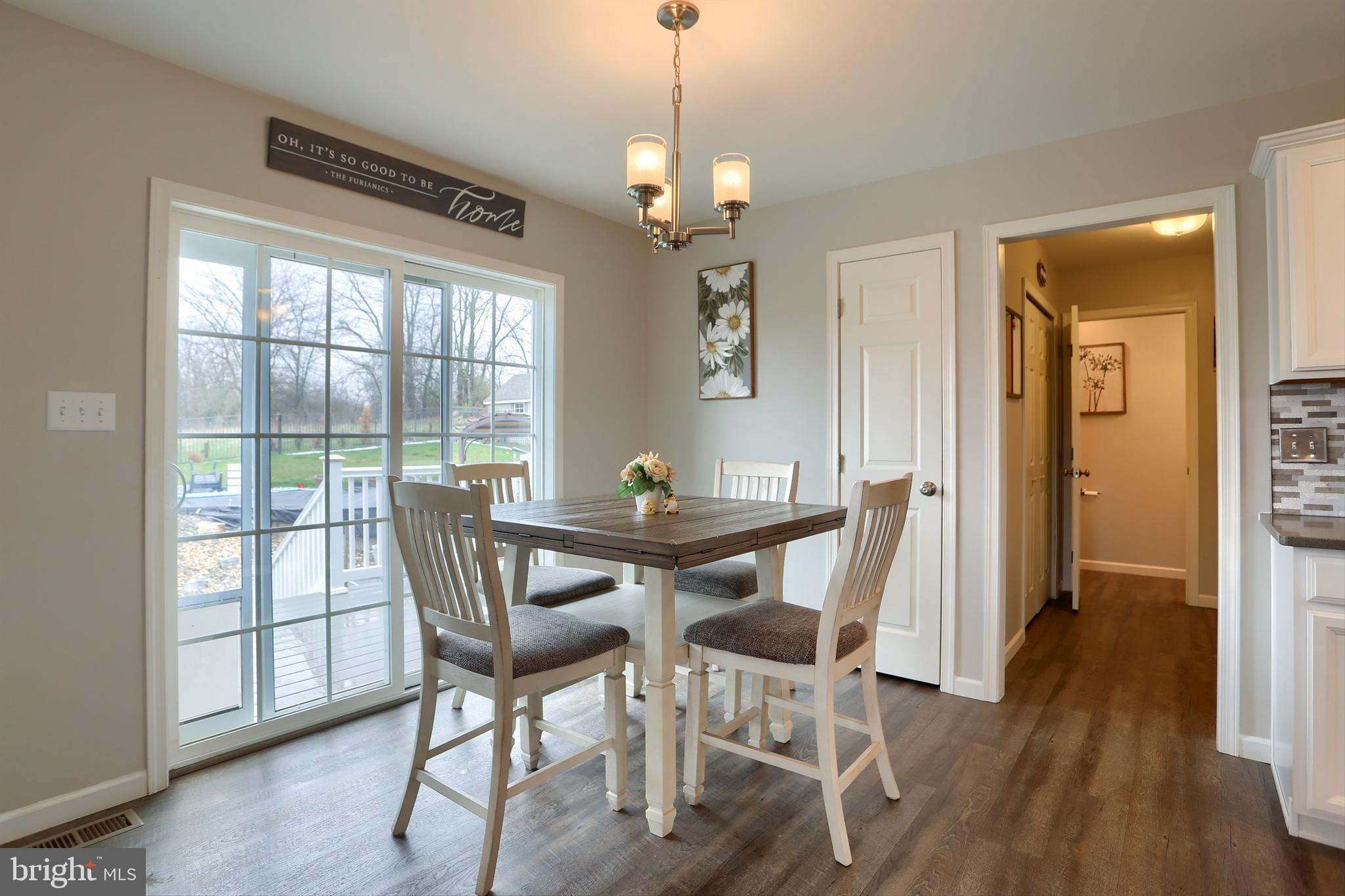 LONDON CROFT - Residential