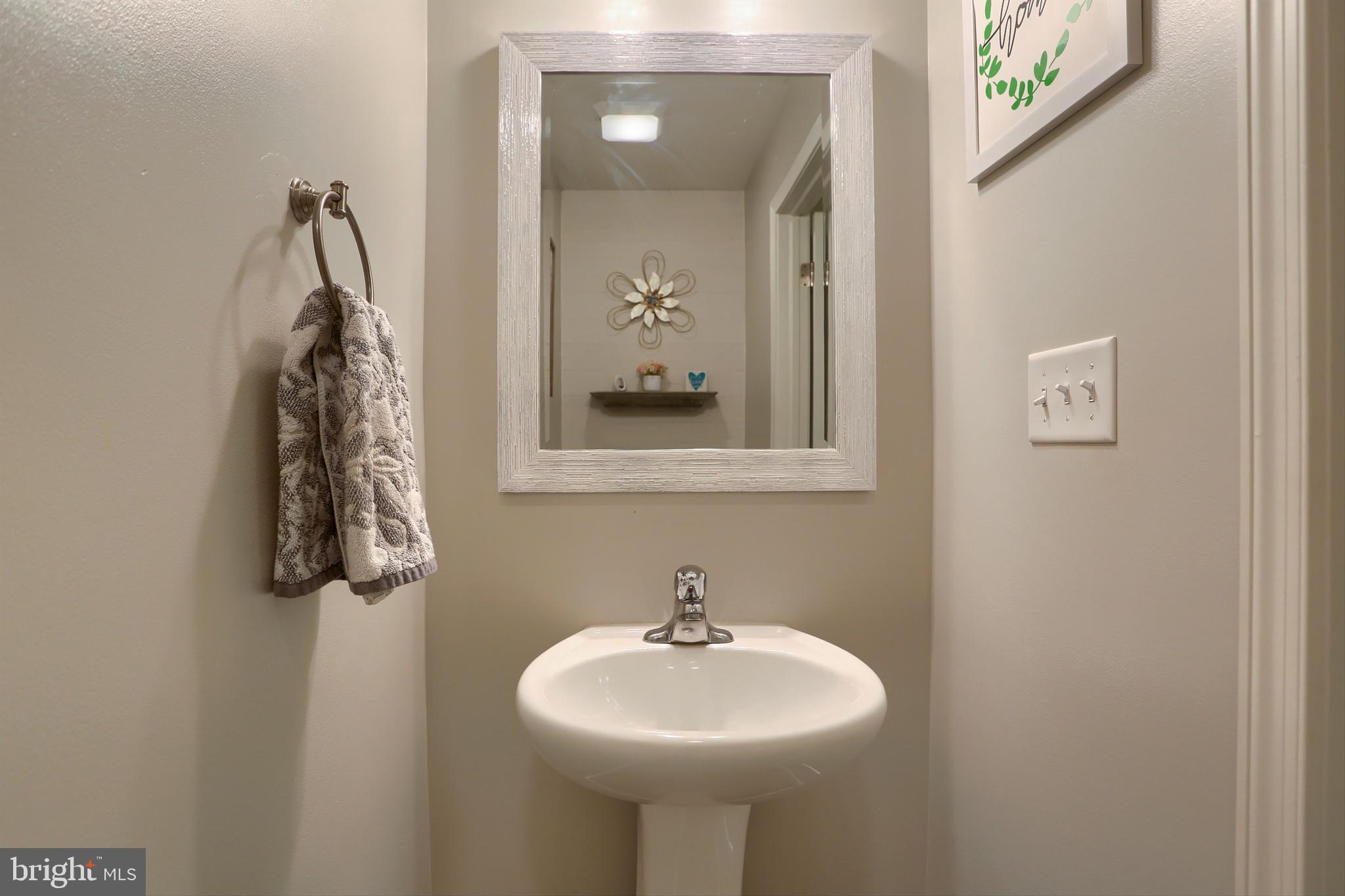 LONDON CROFT - Residential