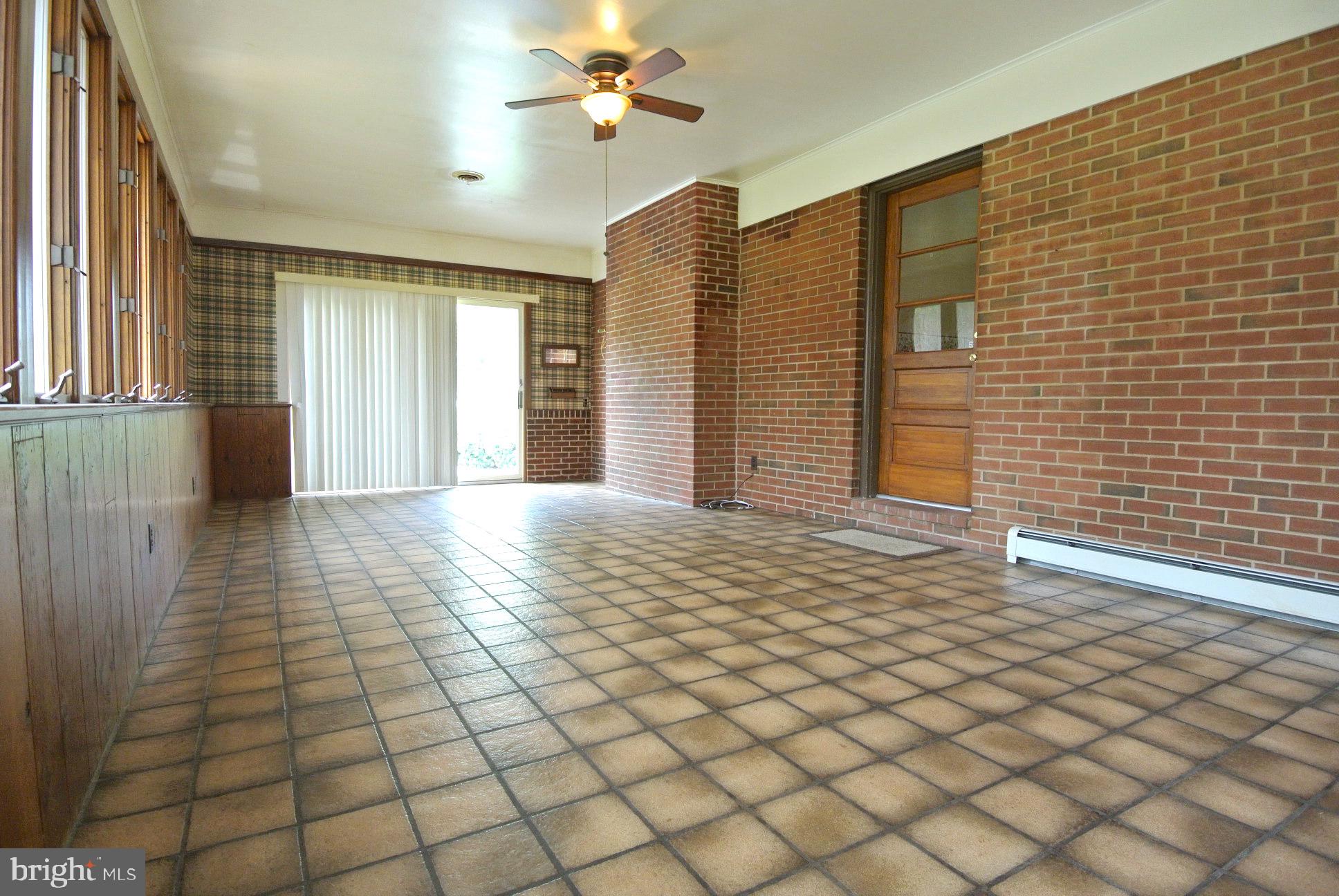 LYNCH TERRACE - Residential