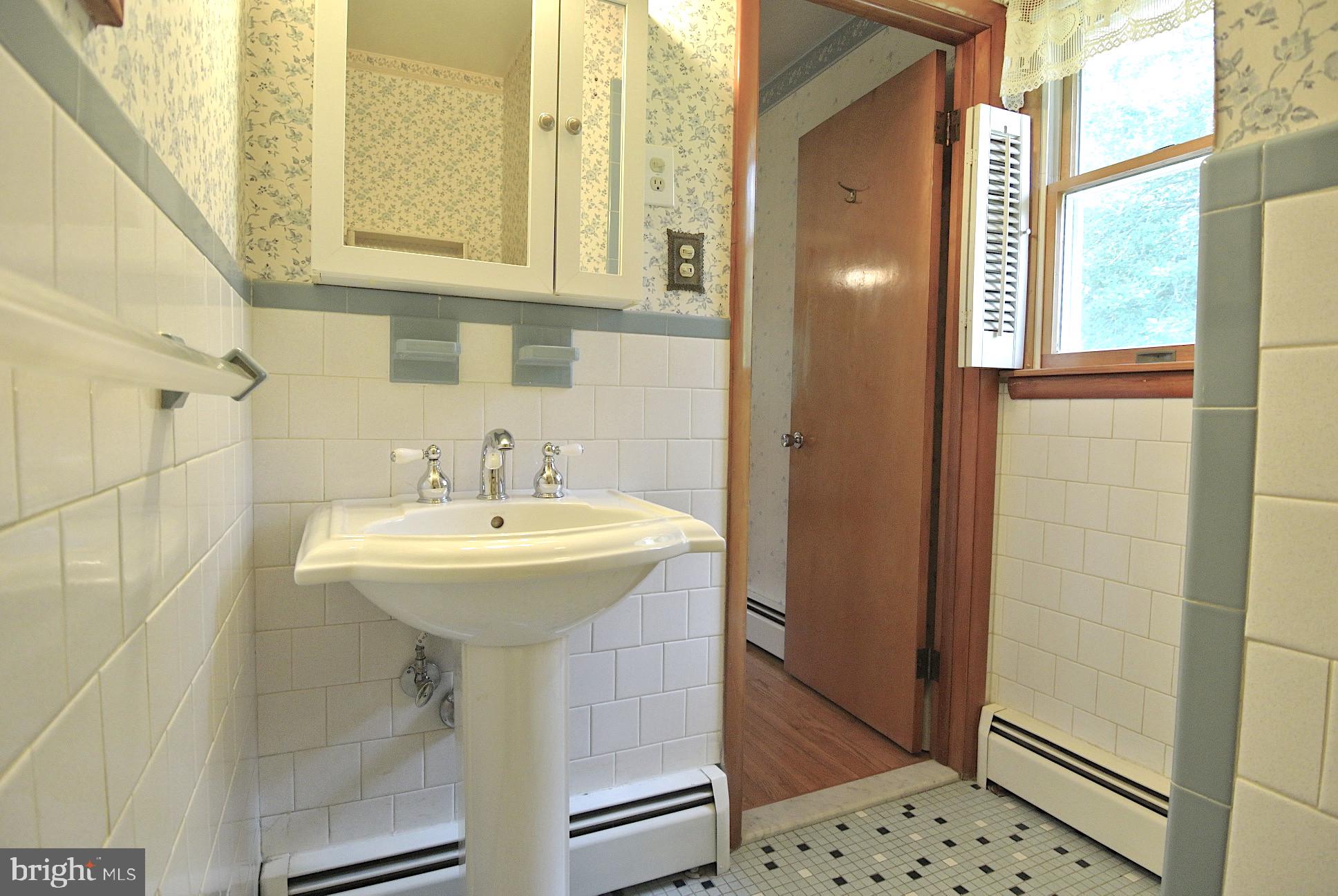 LYNCH TERRACE - Residential