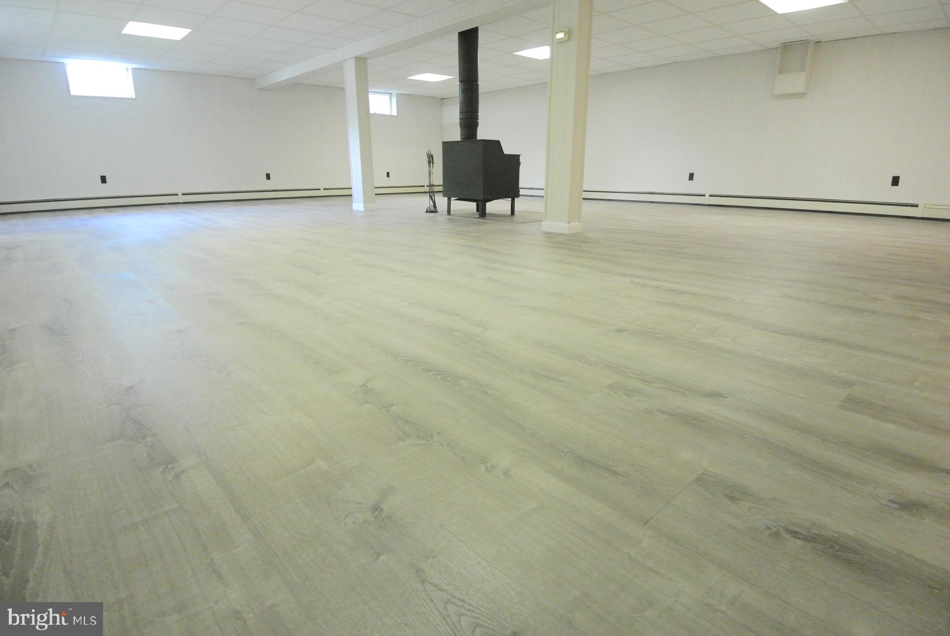 LYNCH TERRACE - Residential