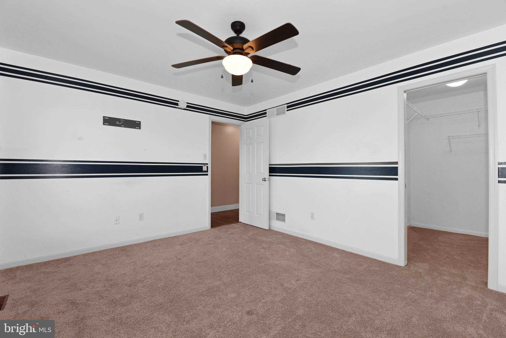 DEER RUN - Residential Lease