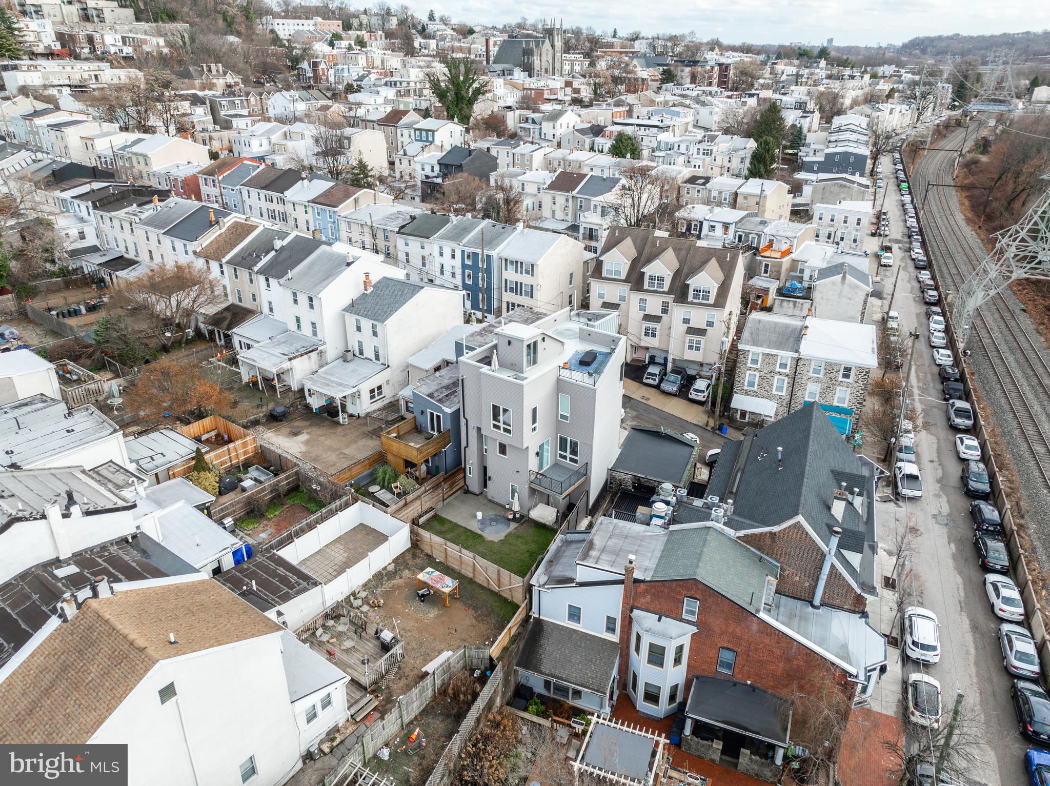 MANAYUNK - Residential