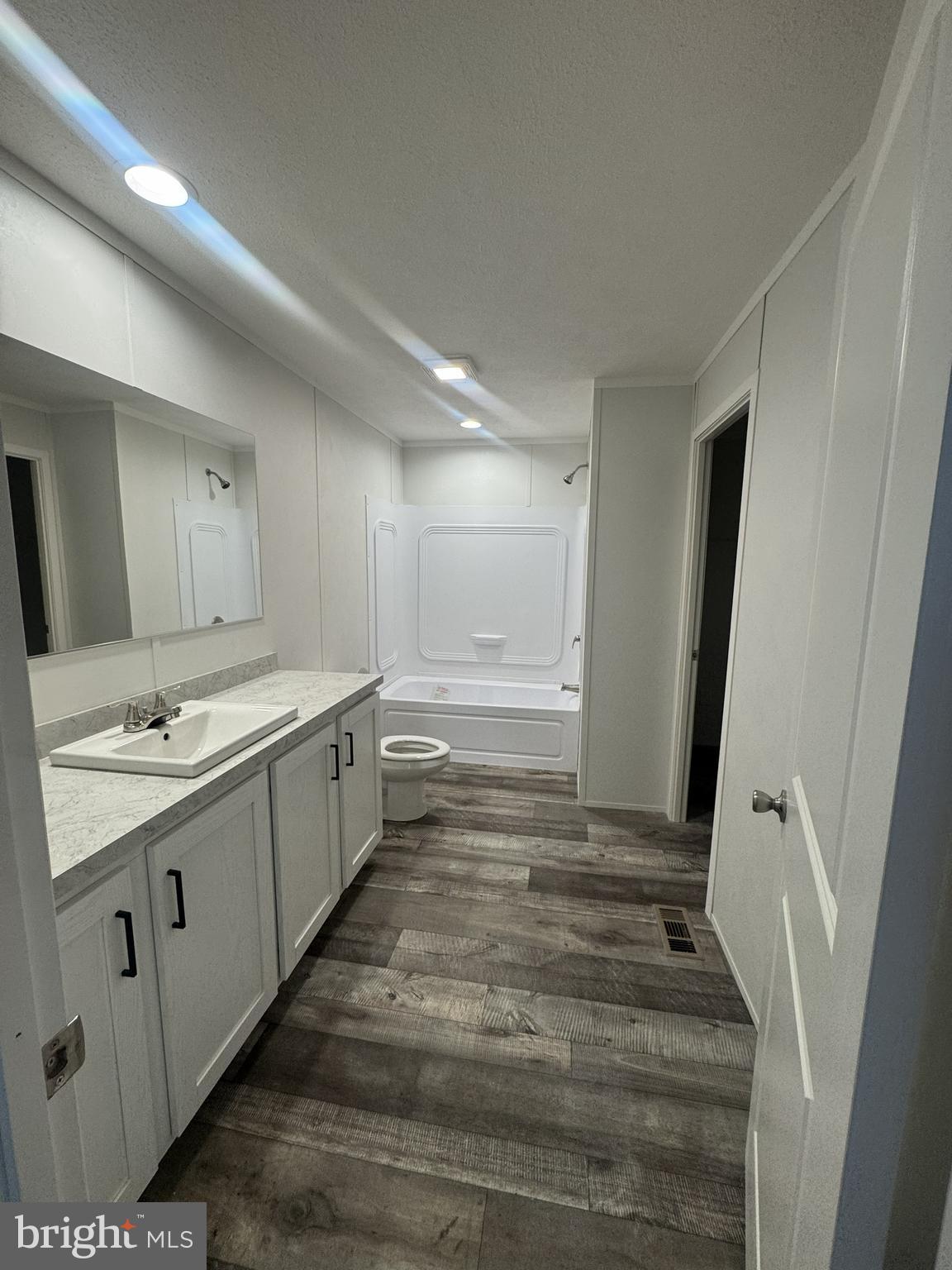 MOOREFIELD DISTRICT - Residential