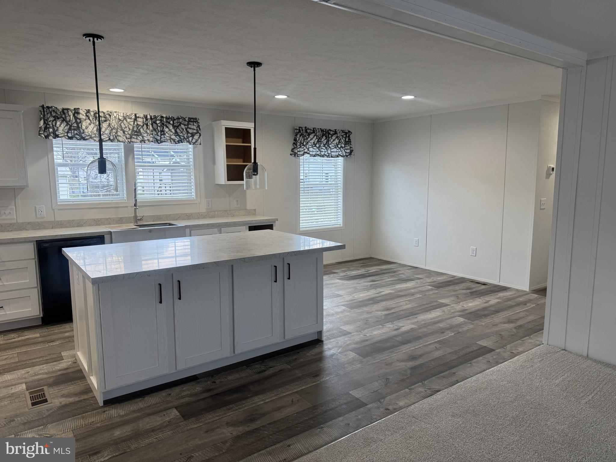 MOOREFIELD DISTRICT - Residential