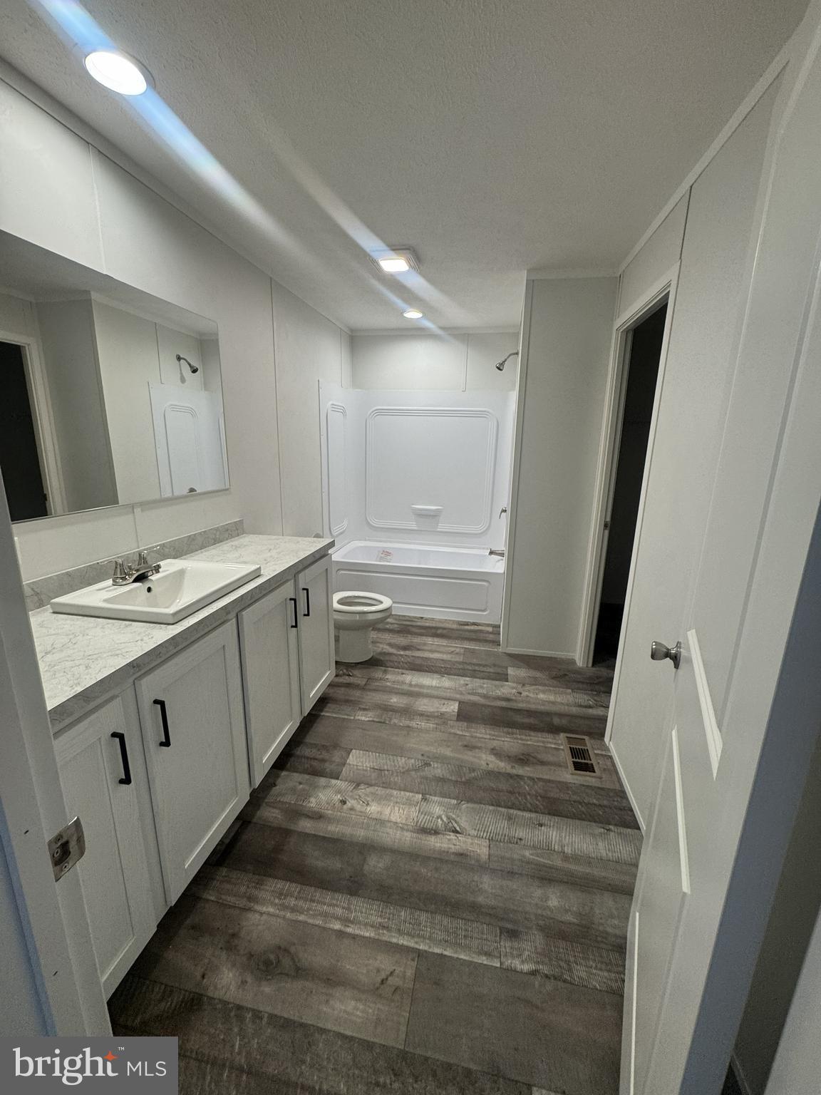 MOOREFIELD DISTRICT - Residential