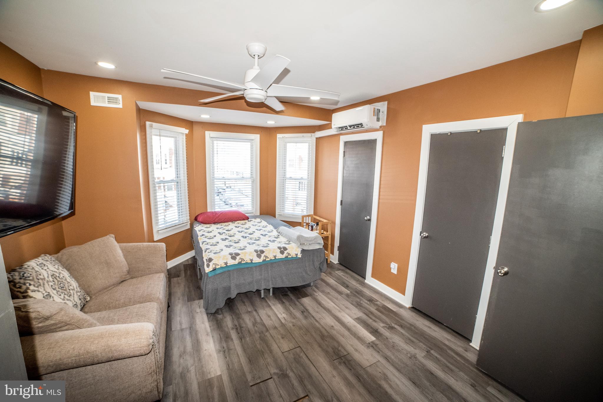 COBBS CREEK - Residential