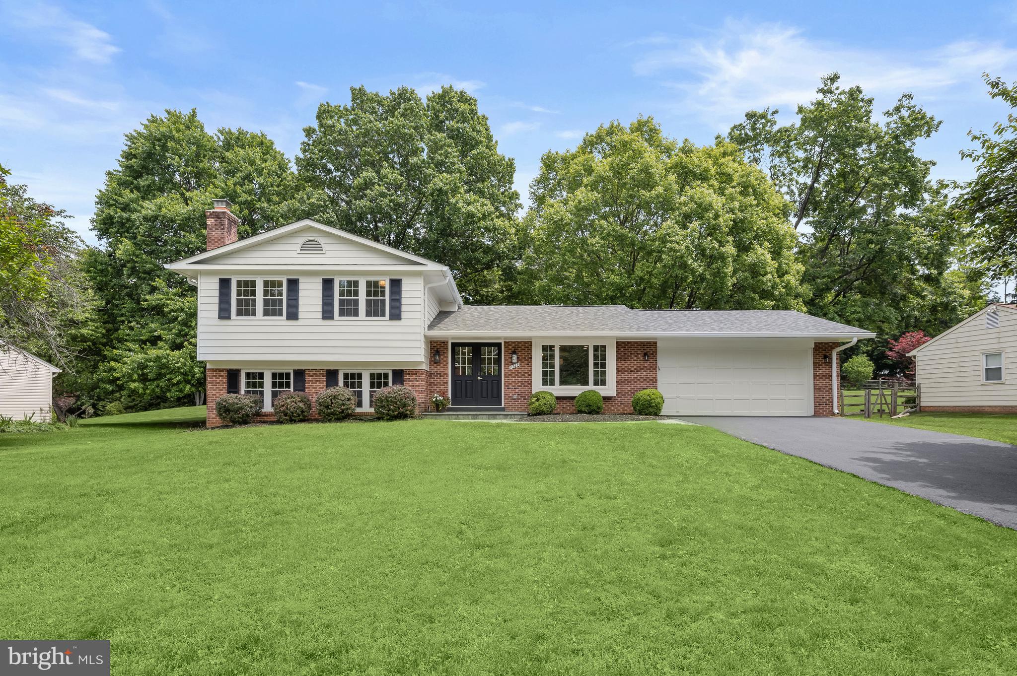 ROBERTS GLEN - Residential