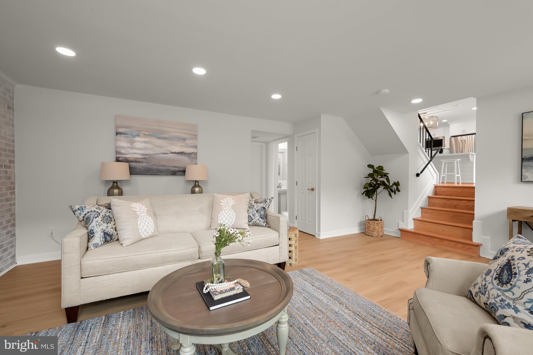 ROBERTS GLEN - Residential