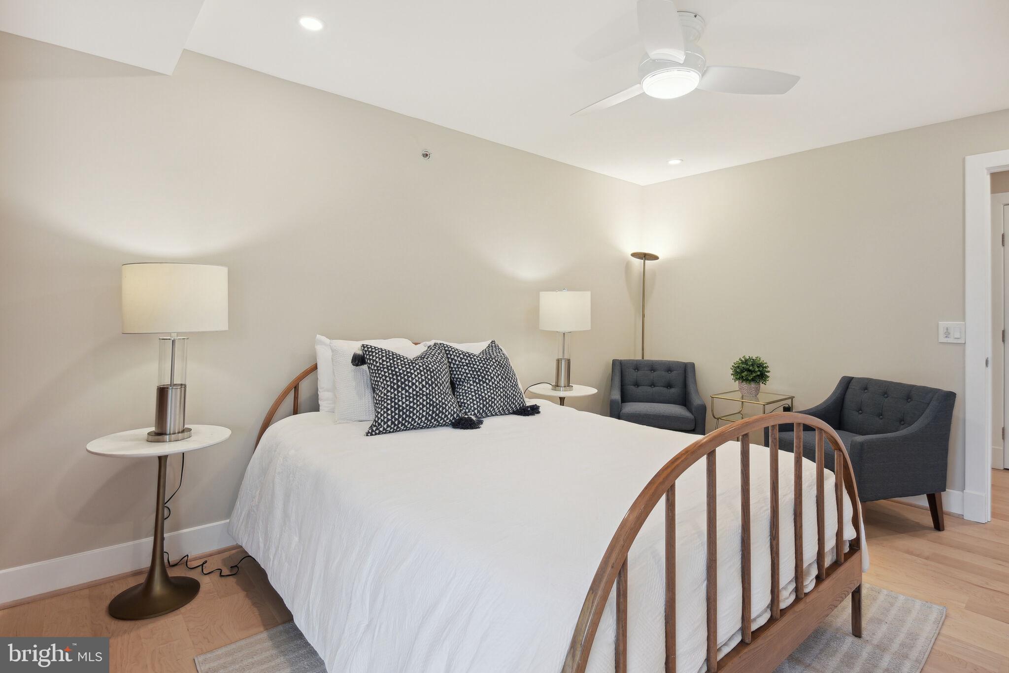 FRIENDSHIP HEIGHTS - Residential