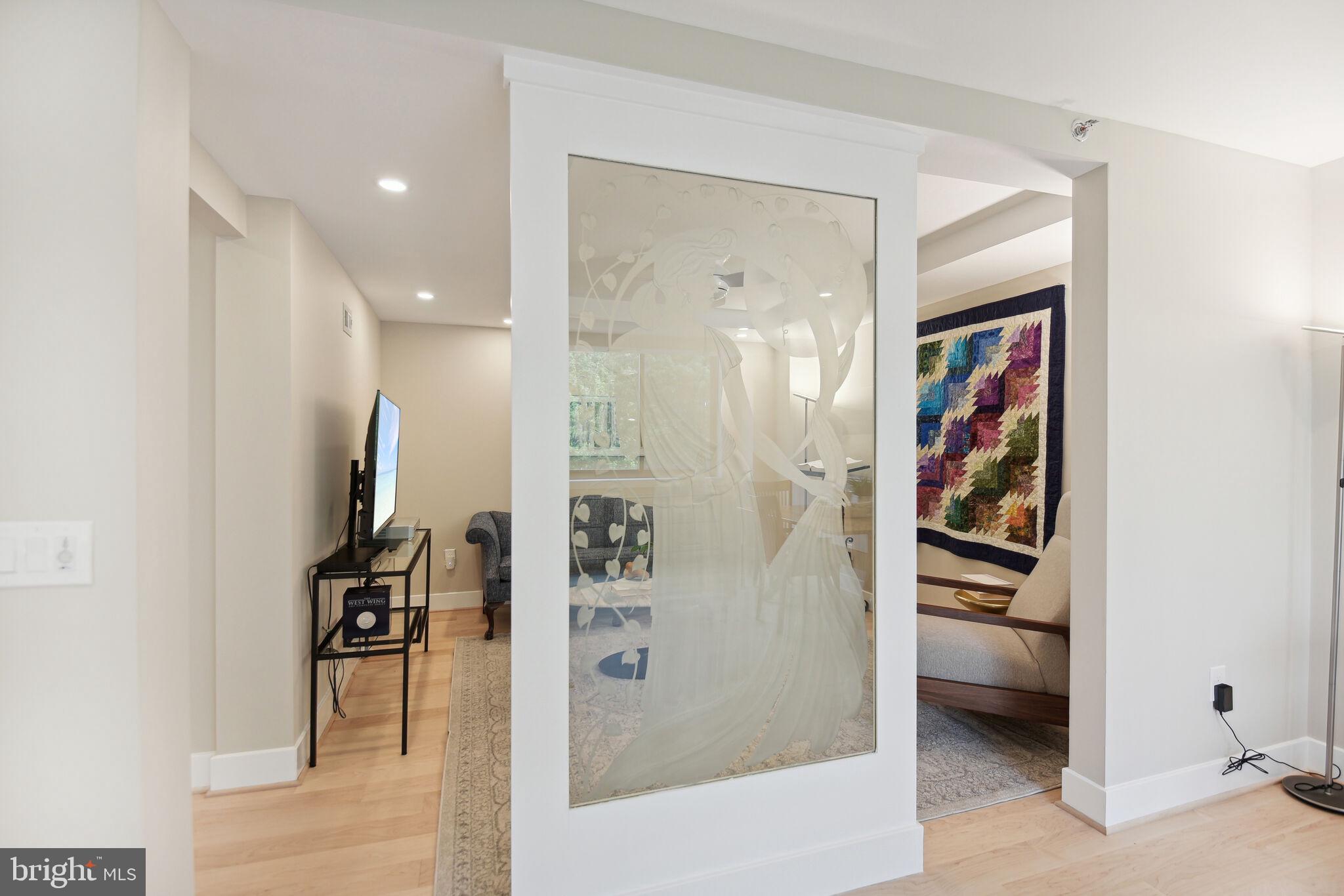 FRIENDSHIP HEIGHTS - Residential