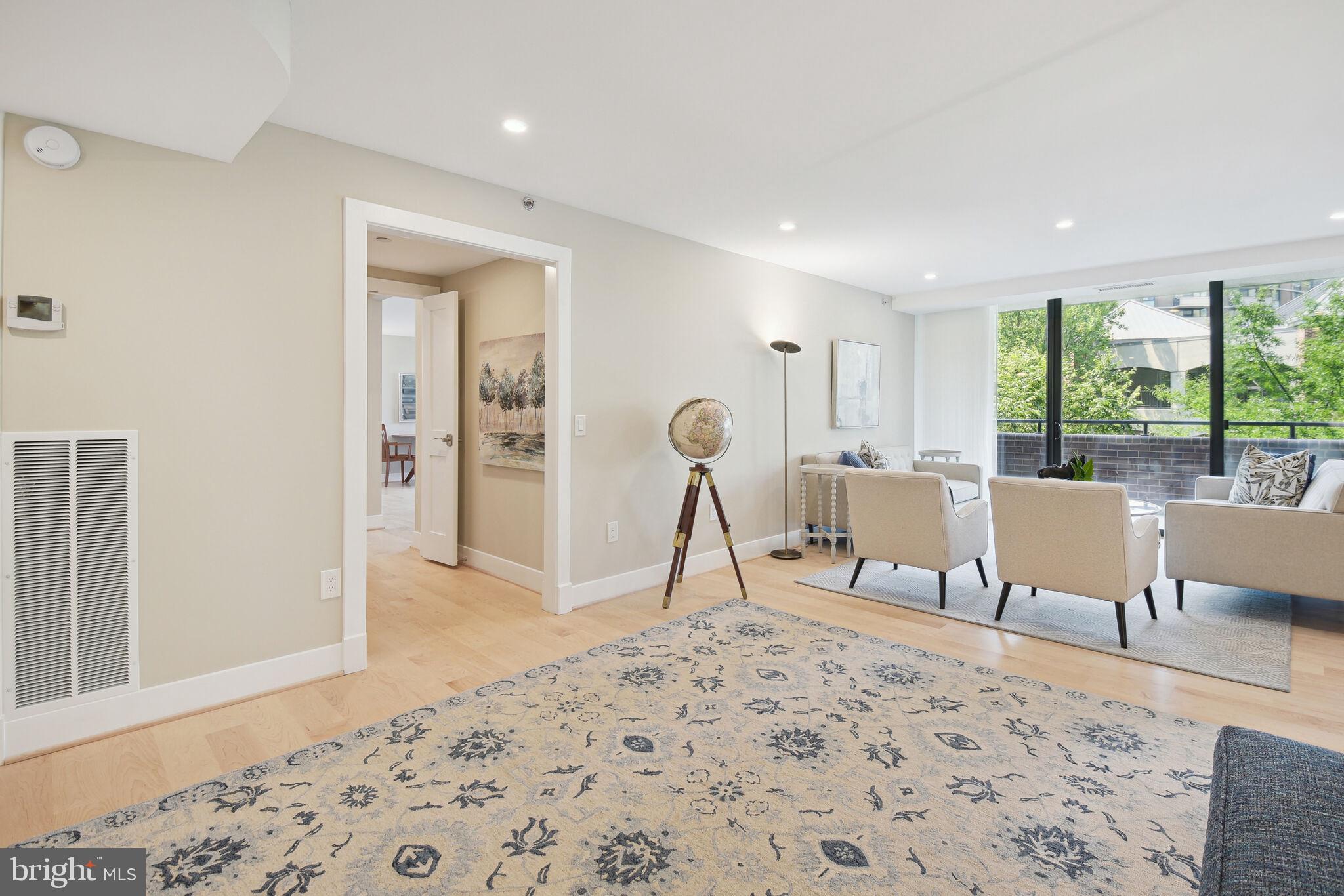 FRIENDSHIP HEIGHTS - Residential