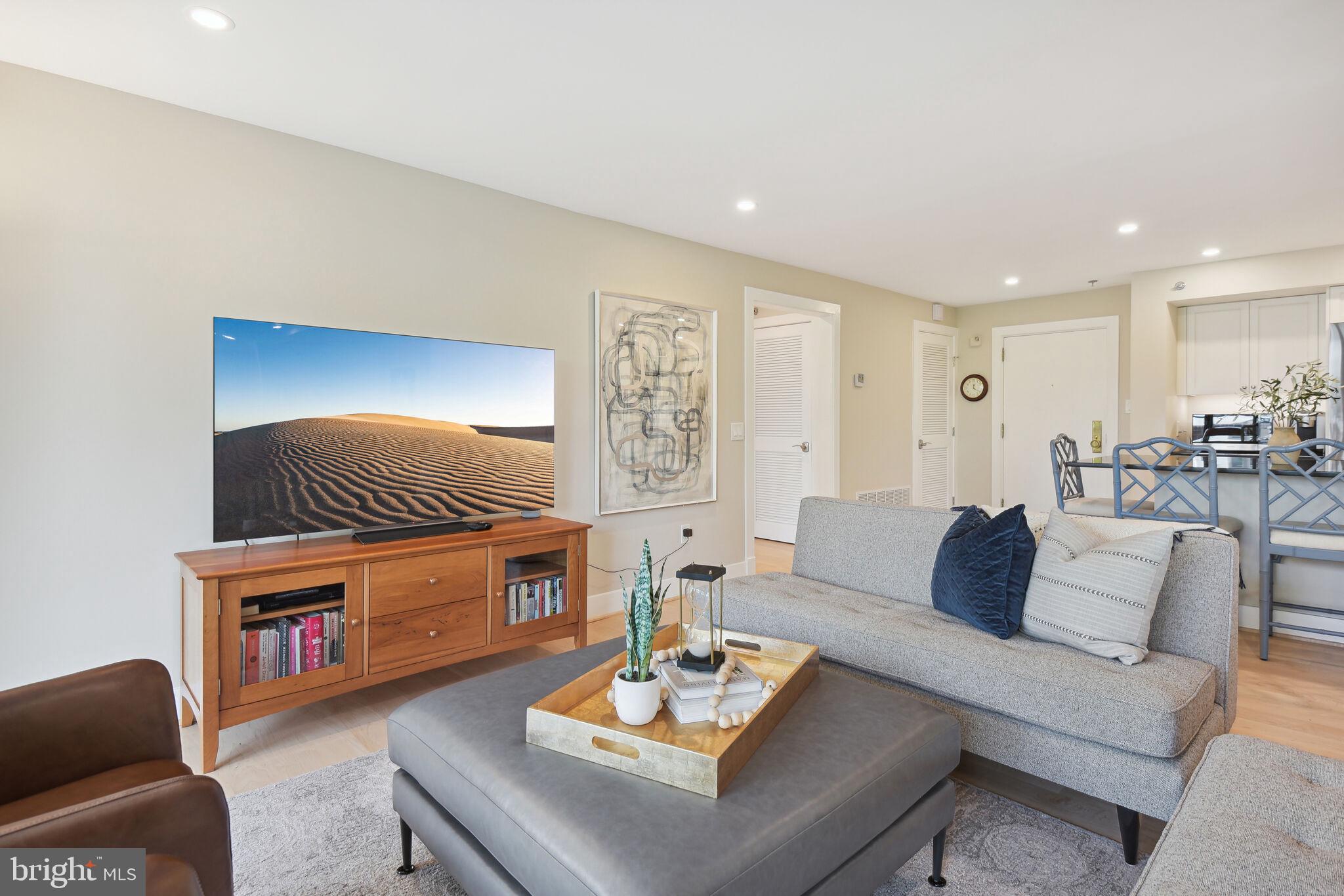 FRIENDSHIP HEIGHTS - Residential