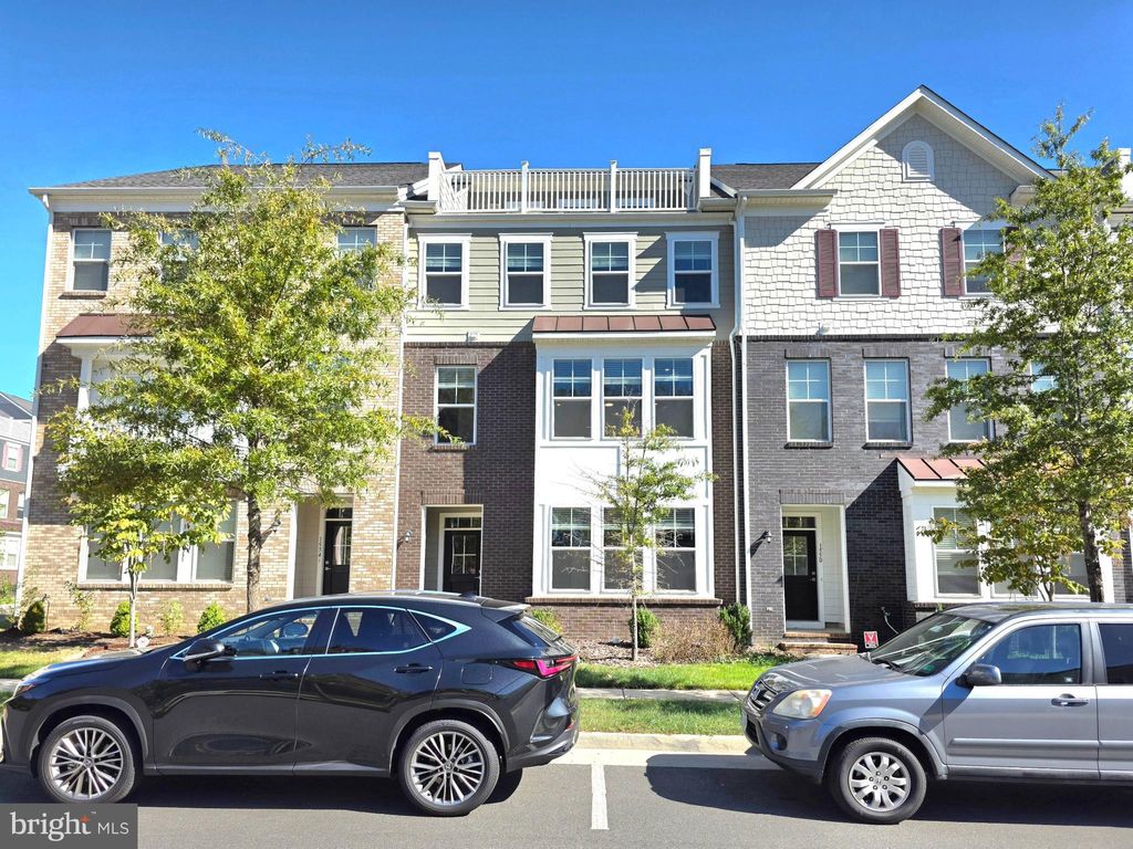 Photo of 1552 Meadowlark Glen Road, DUMFRIES, VA 22026 (MLS # VAPW2106414)