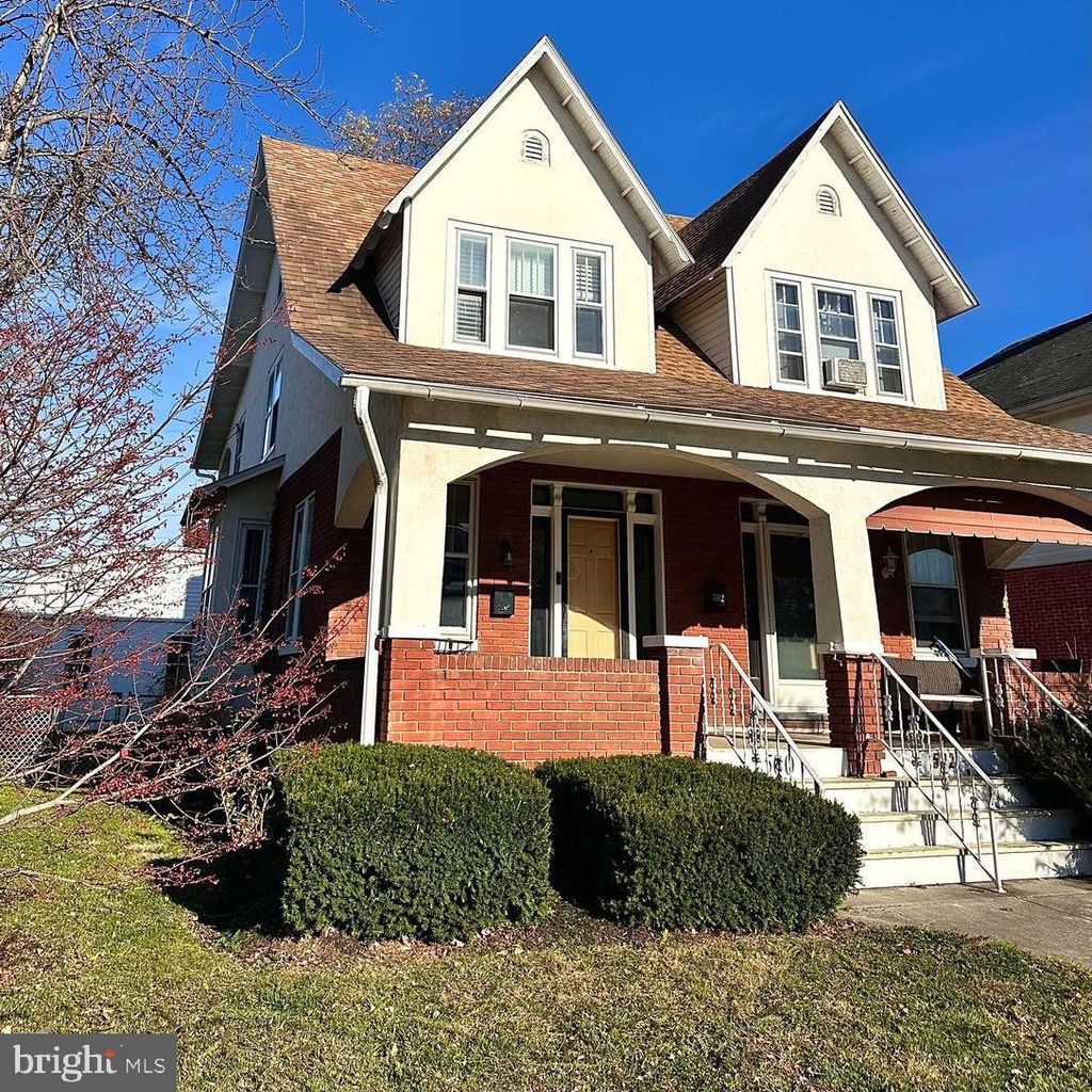 Photo of 500 S Franklin Street, HANOVER, PA 17331 (MLS # PAYK2094110)