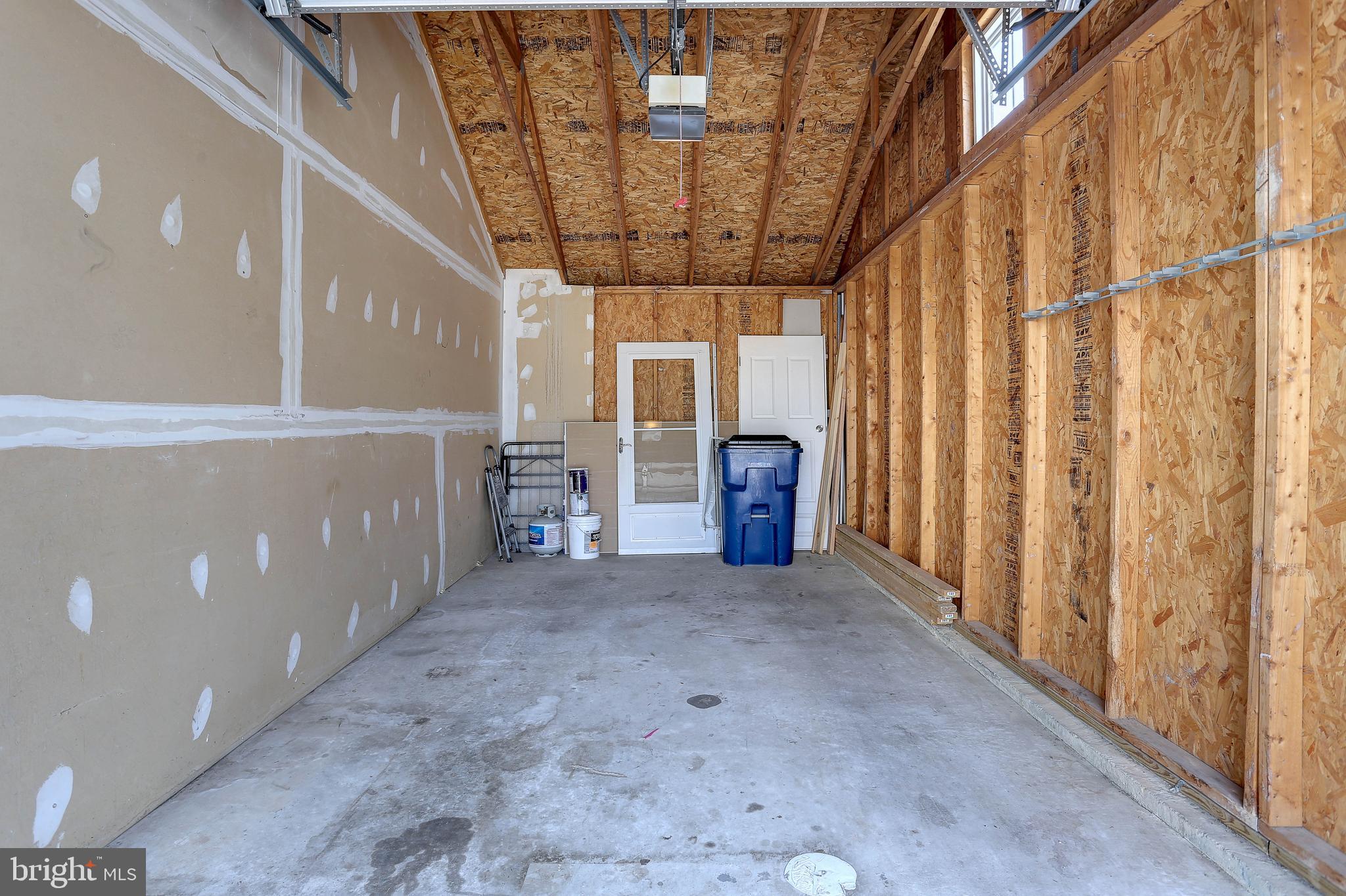 NEW COLONY VILLAGE - Residential