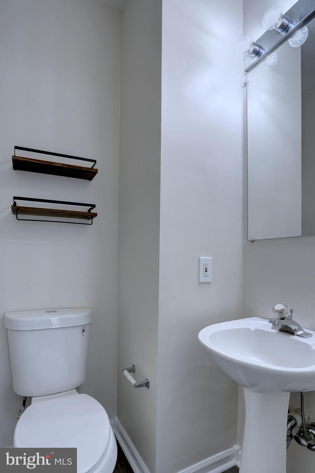 NEW COLONY VILLAGE - Residential