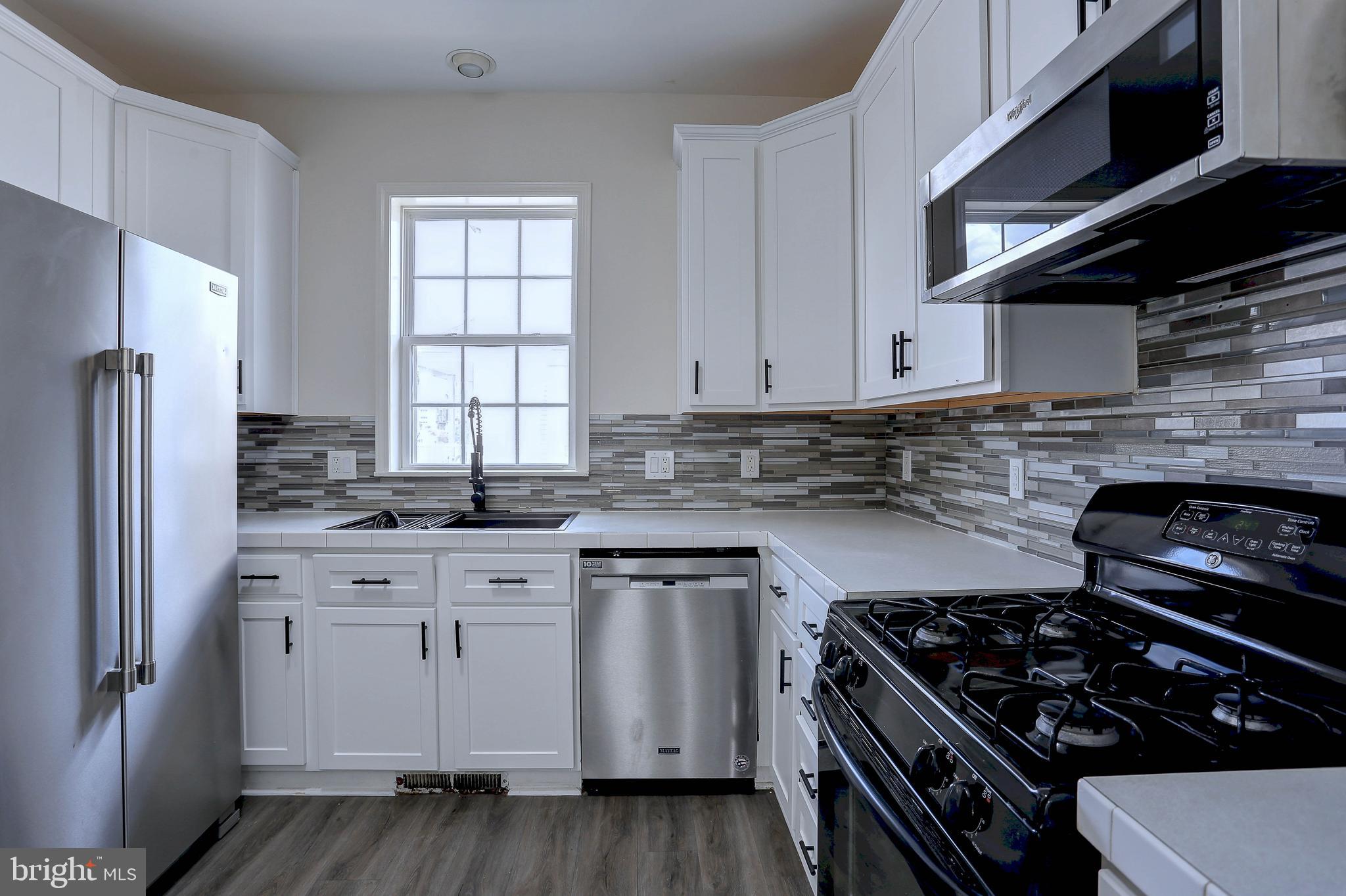 NEW COLONY VILLAGE - Residential