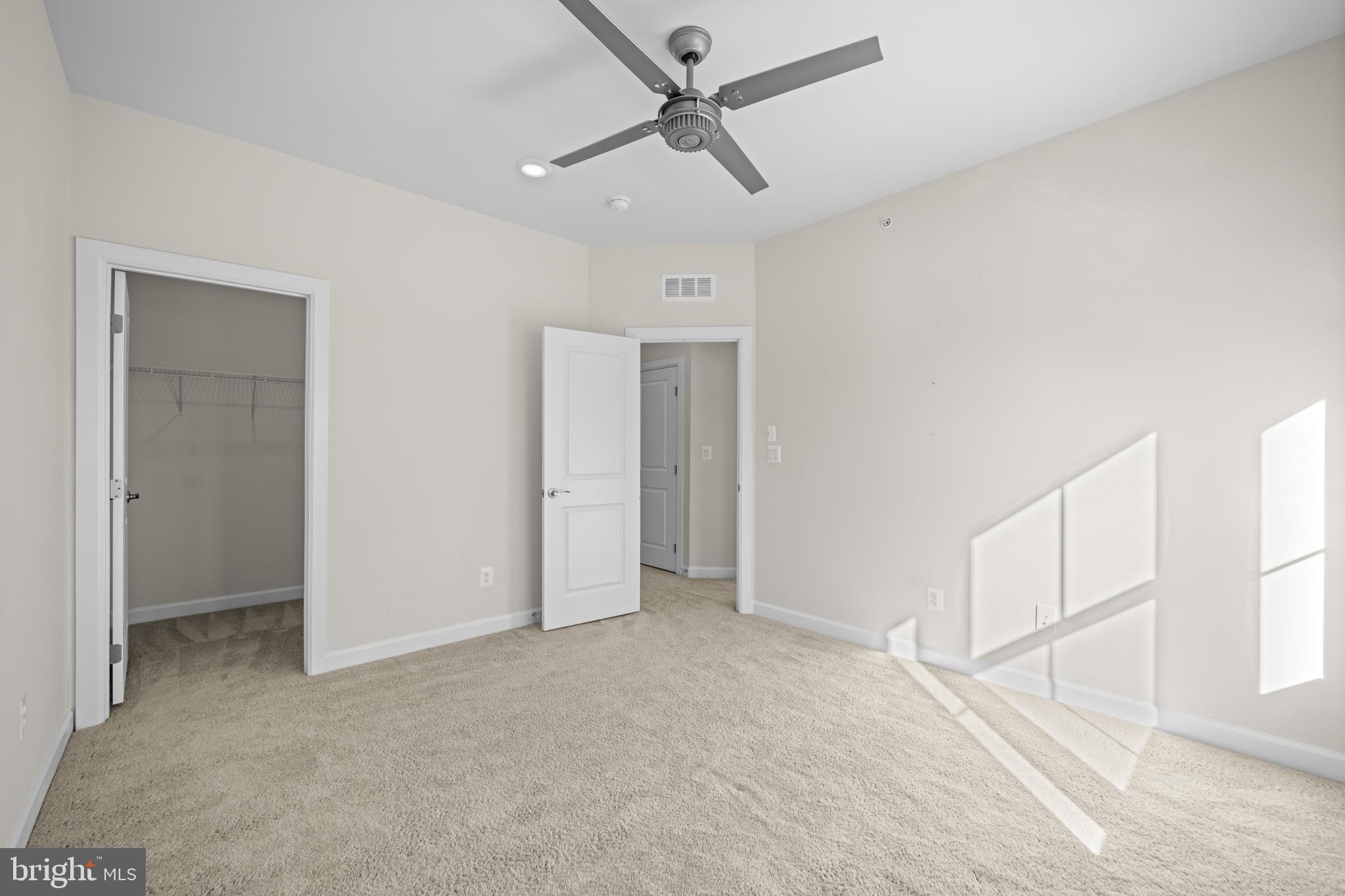 WATERVIEW AT WOODLAND PARK - Residential