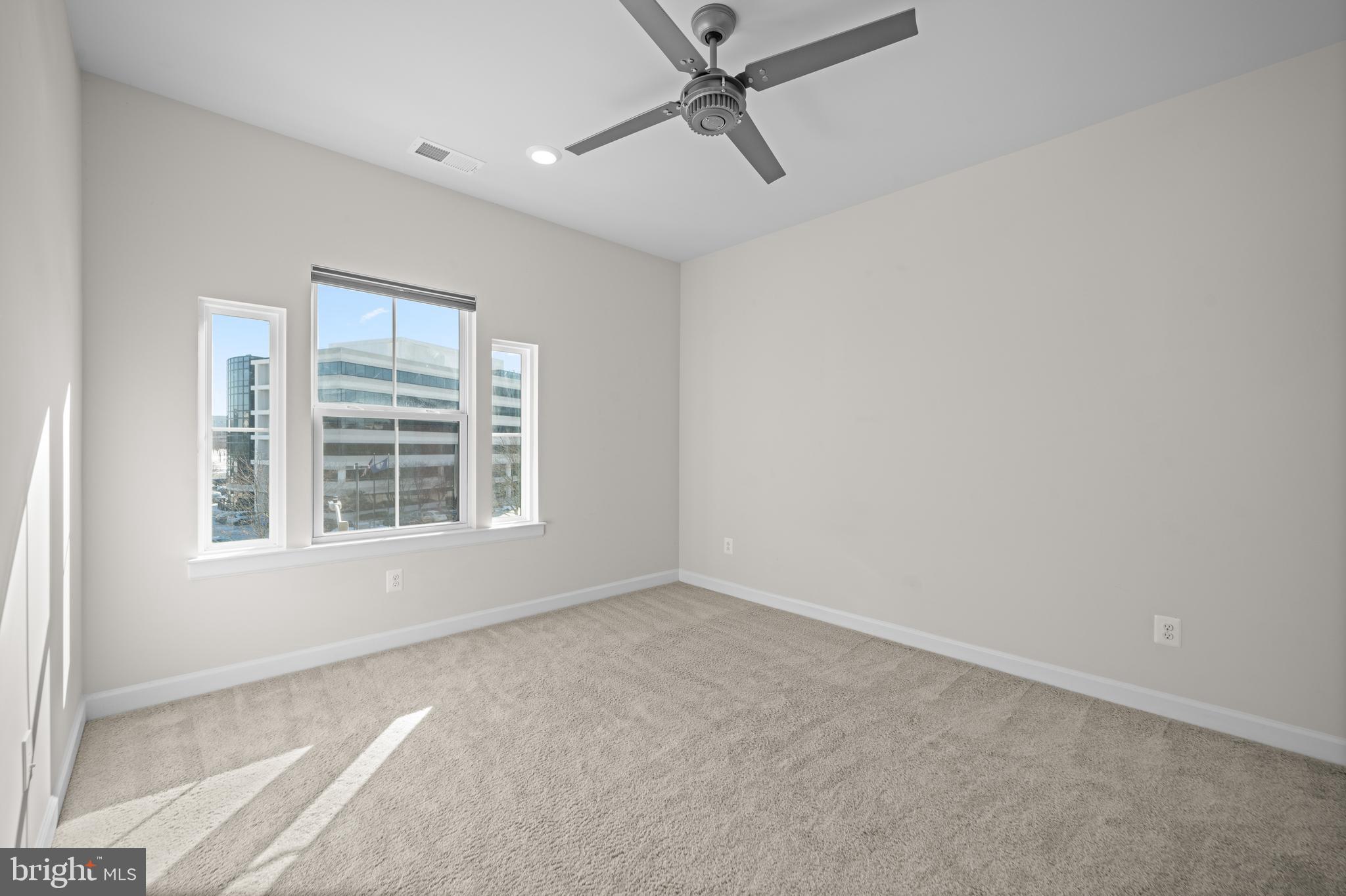 WATERVIEW AT WOODLAND PARK - Residential