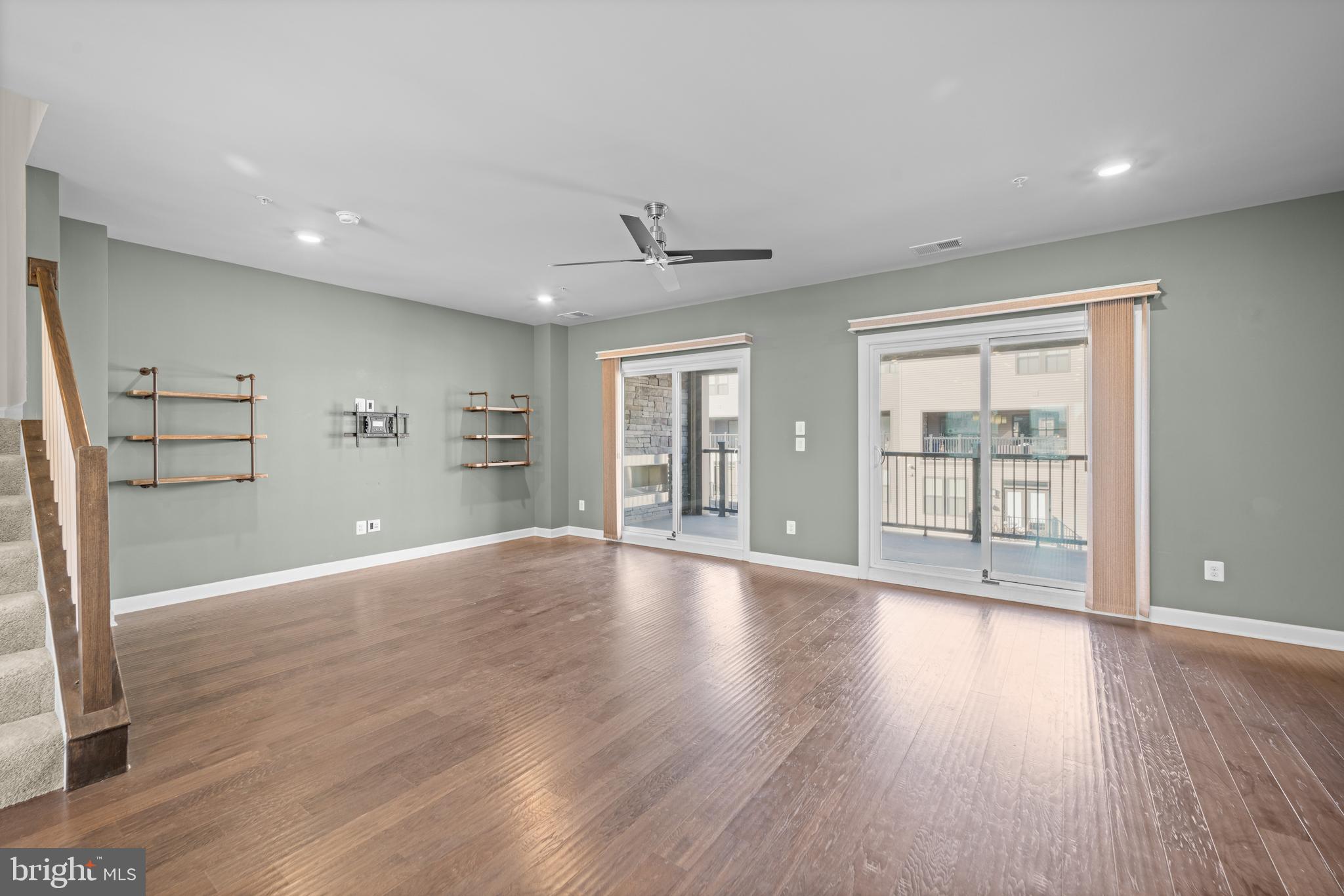 WATERVIEW AT WOODLAND PARK - Residential