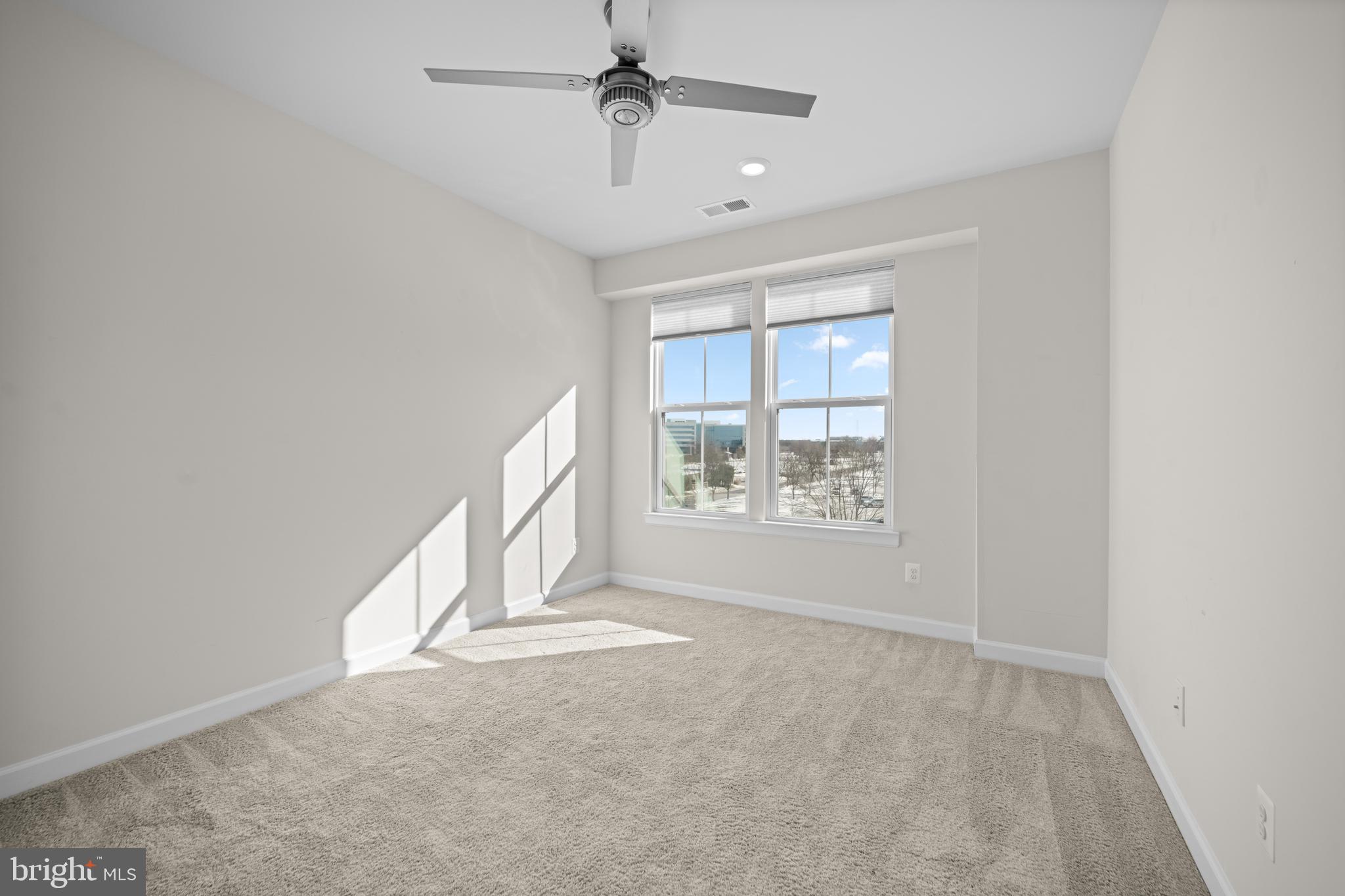 WATERVIEW AT WOODLAND PARK - Residential