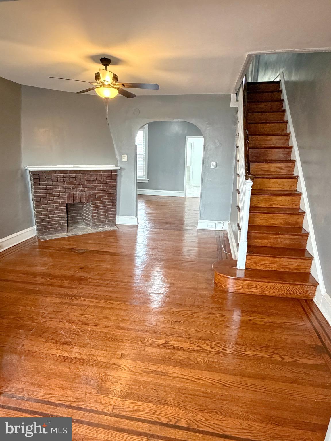 ELMWOOD PARK - Residential