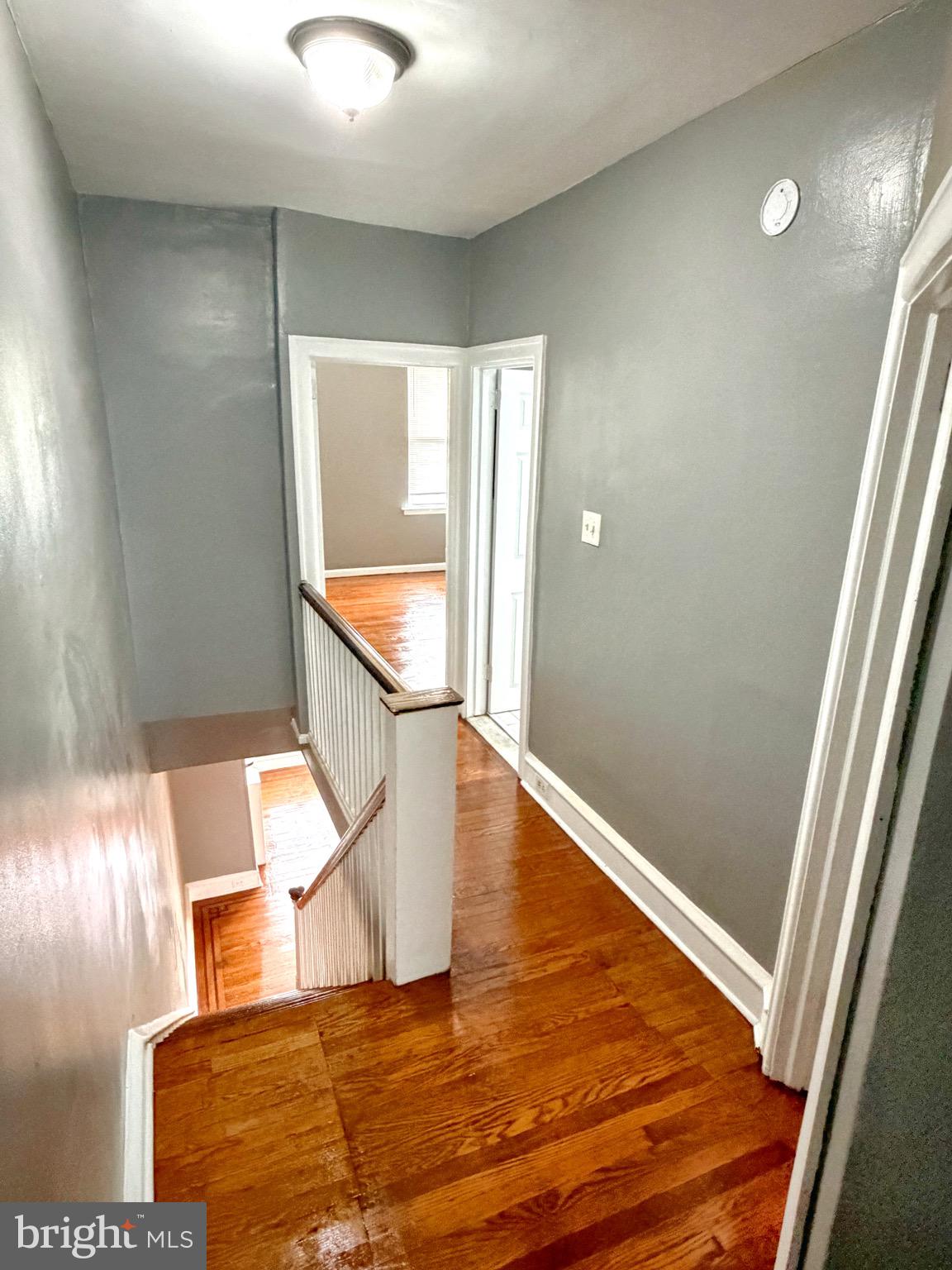 ELMWOOD PARK - Residential