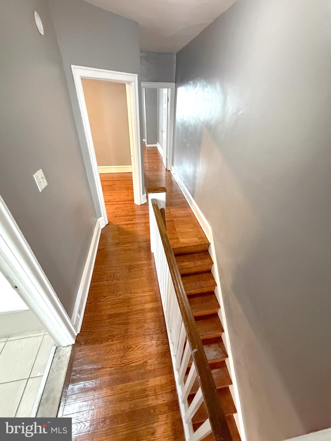 ELMWOOD PARK - Residential