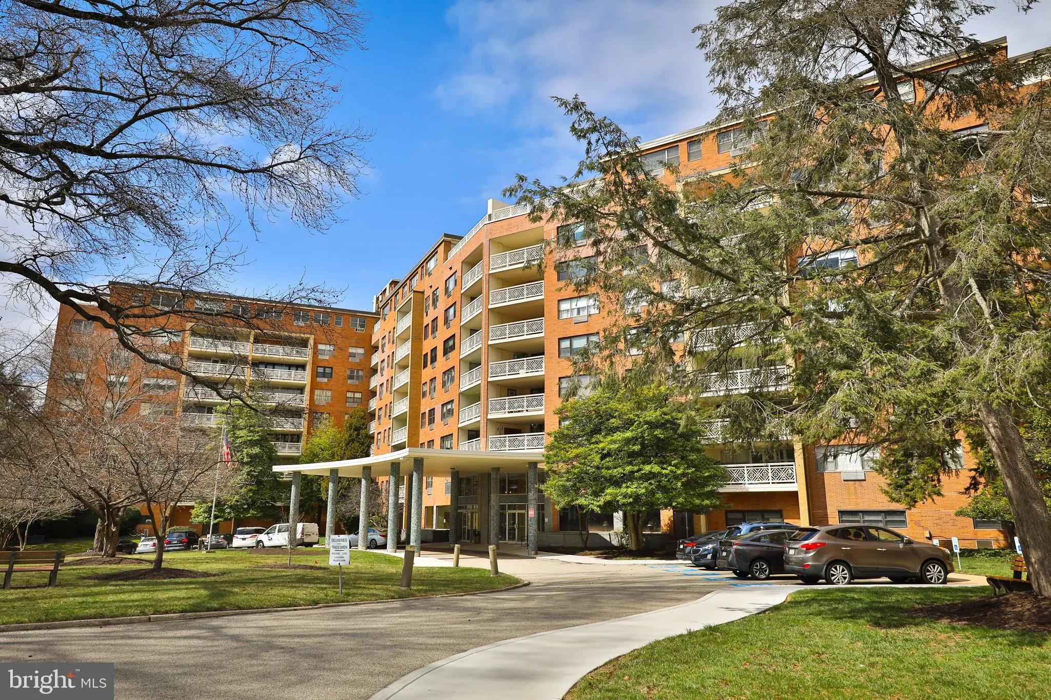 Elkins Park, Pennsylvania 19027, United States, 2 Bedrooms Bedrooms, ,2 BathroomsBathrooms,Residential,Pending,90571